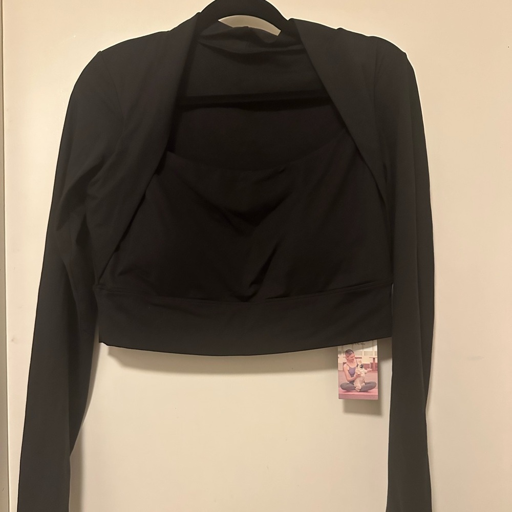 HALARA Black Cropped top
